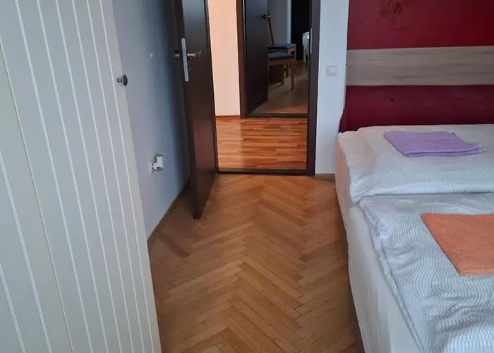 Apartment Maximilian * Bratislava